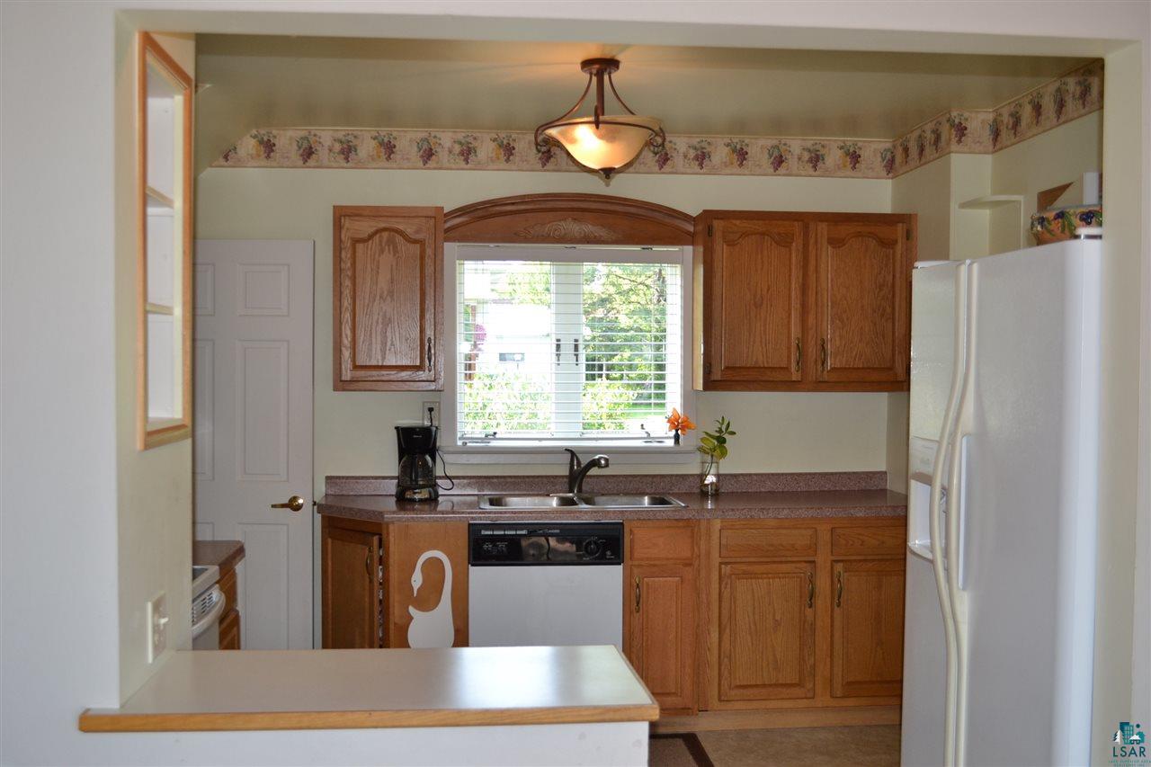 5202 Ivanhoe Street Duluth, MN 55804 - Photo 7 of 20 Gallery Image 7