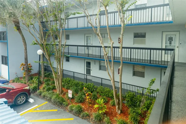 $99,990 | 3140 Holiday Springs Boulevard, Unit 9210, Margate, FL 33063