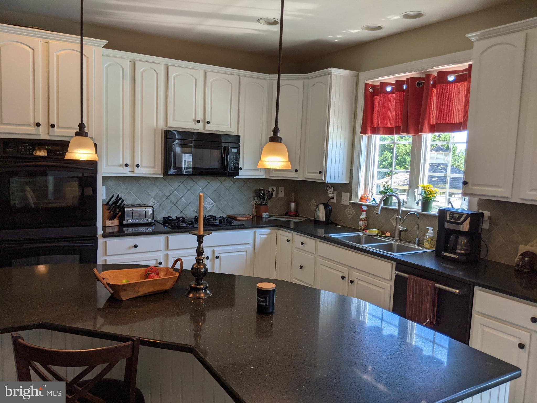 54 Providence Road Mickleton, NJ 08056 - Photo 5 of 26 Gallery Image 5
