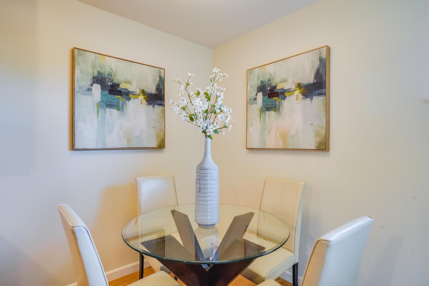2530 West Middlefield Road Mountain View, CA 94043 - Photo 13 of 34 Gallery Image 13