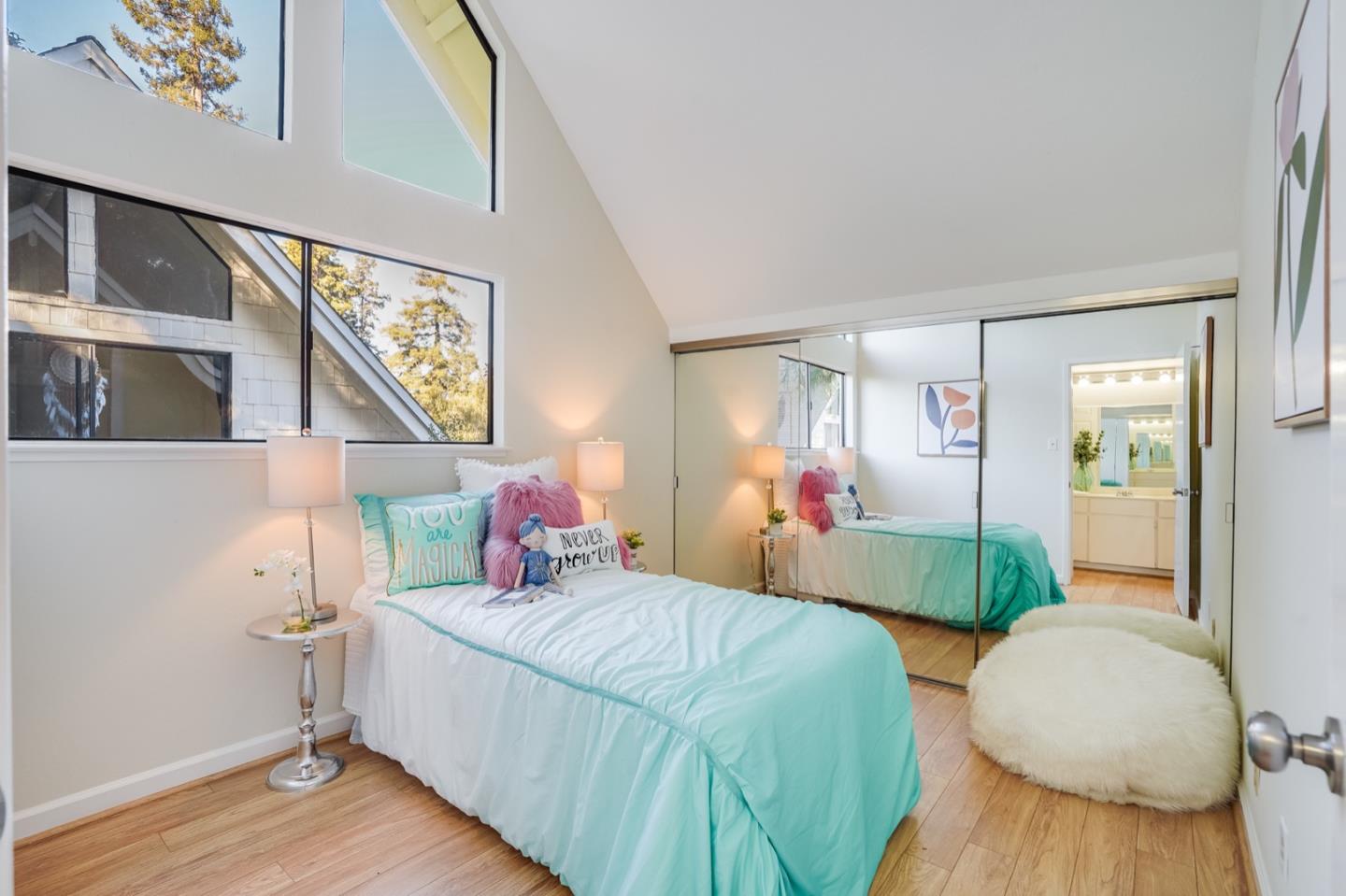 2530 West Middlefield Road Mountain View, CA 94043 - Photo 23 of 34 Gallery Image 23
