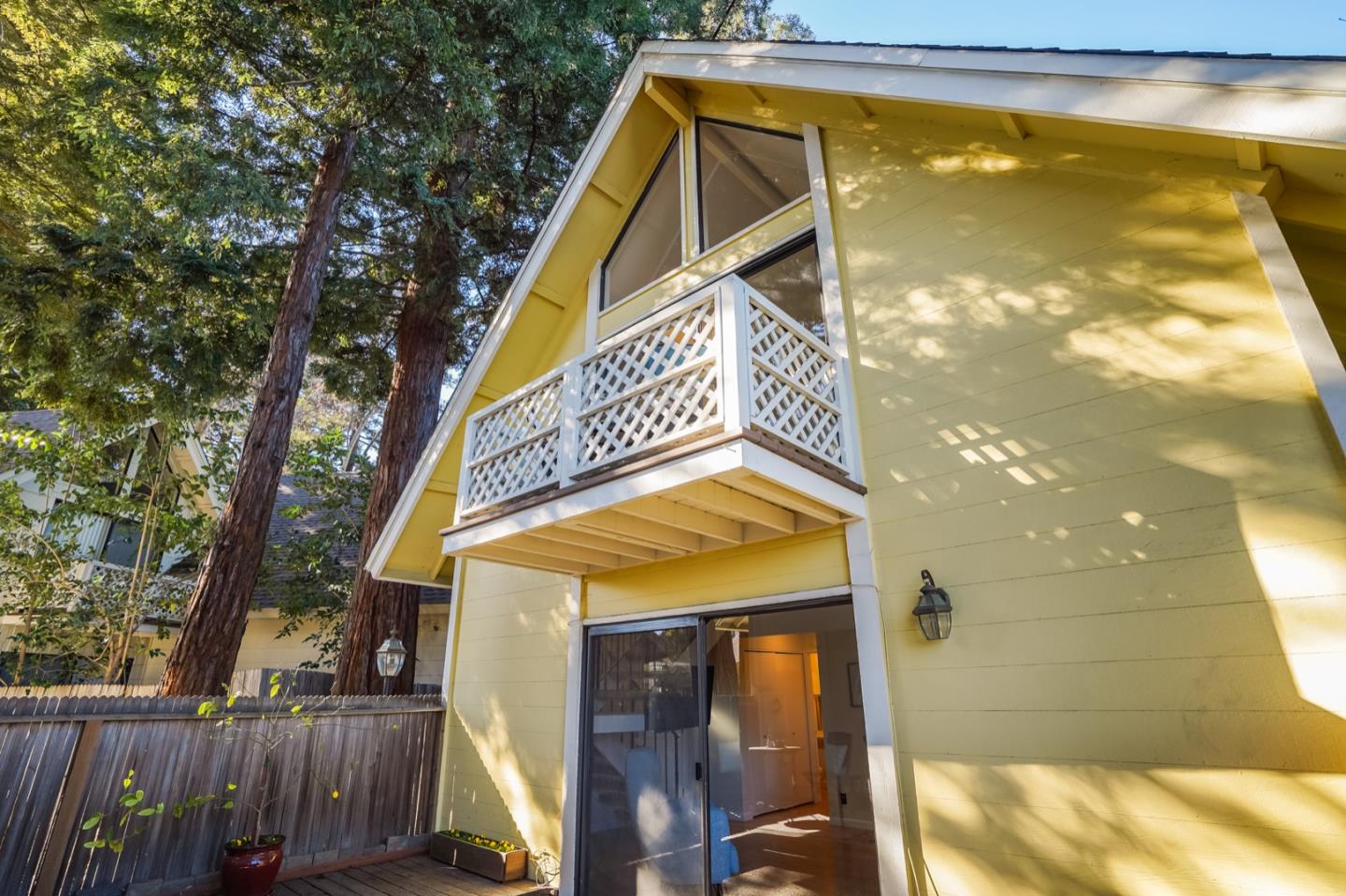 2530 West Middlefield Road Mountain View, CA 94043 - Photo 27 of 34 Gallery Image 27