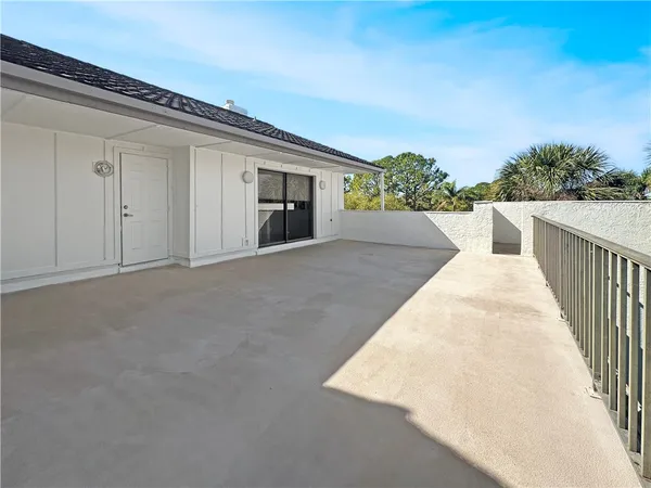 $289,000 | 3400 Twin Lakes Terrace, Unit 201, Fort Pierce, FL 34951