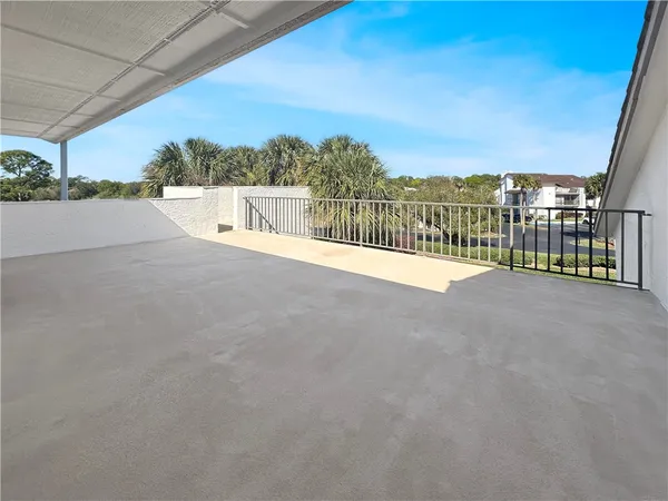 $289,000 | 3400 Twin Lakes Terrace, Unit 201, Fort Pierce, FL 34951