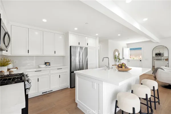 $3,695,000 | 246 Fairview Street, Laguna Beach, CA 92651