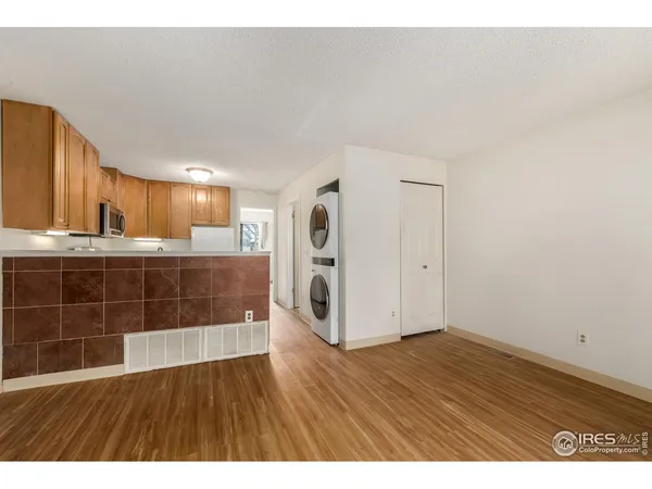 a view of a storage & utility room