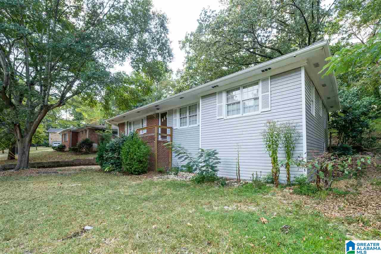 3662 Memory Lane Bessemer, AL 35023 - Photo 6 of 10