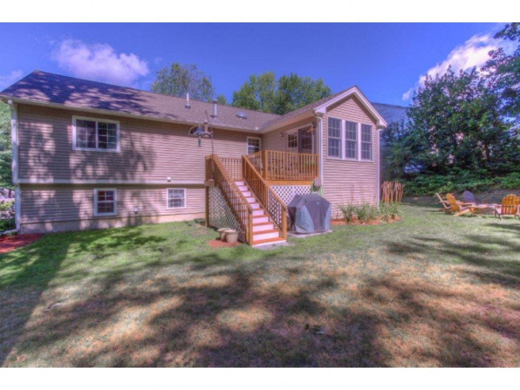11 Cider Hill Road Rochester, NH 03867 - Photo 2 of 30