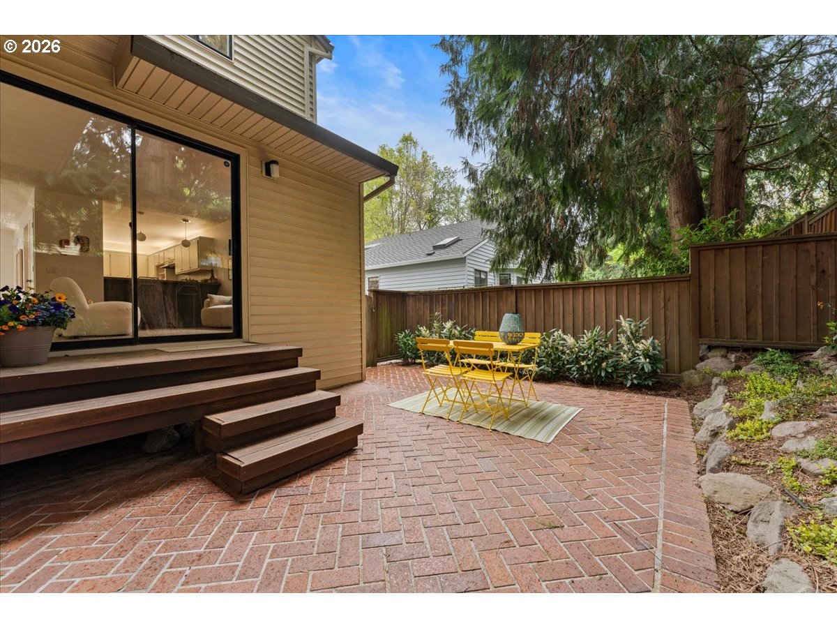 7720 Southwest Ruby Terrace Portland, OR 97219 - Photo 35 of 46 Gallery Image 35