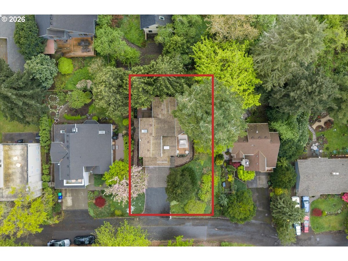 7720 Southwest Ruby Terrace Portland, OR 97219 - Photo 39 of 46 Gallery Image 39