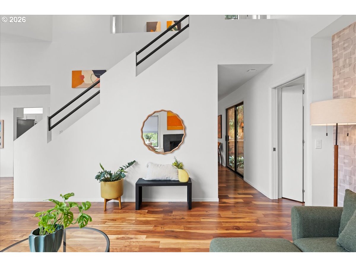7720 Southwest Ruby Terrace Portland, OR 97219 - Photo 8 of 46 Gallery Image 8