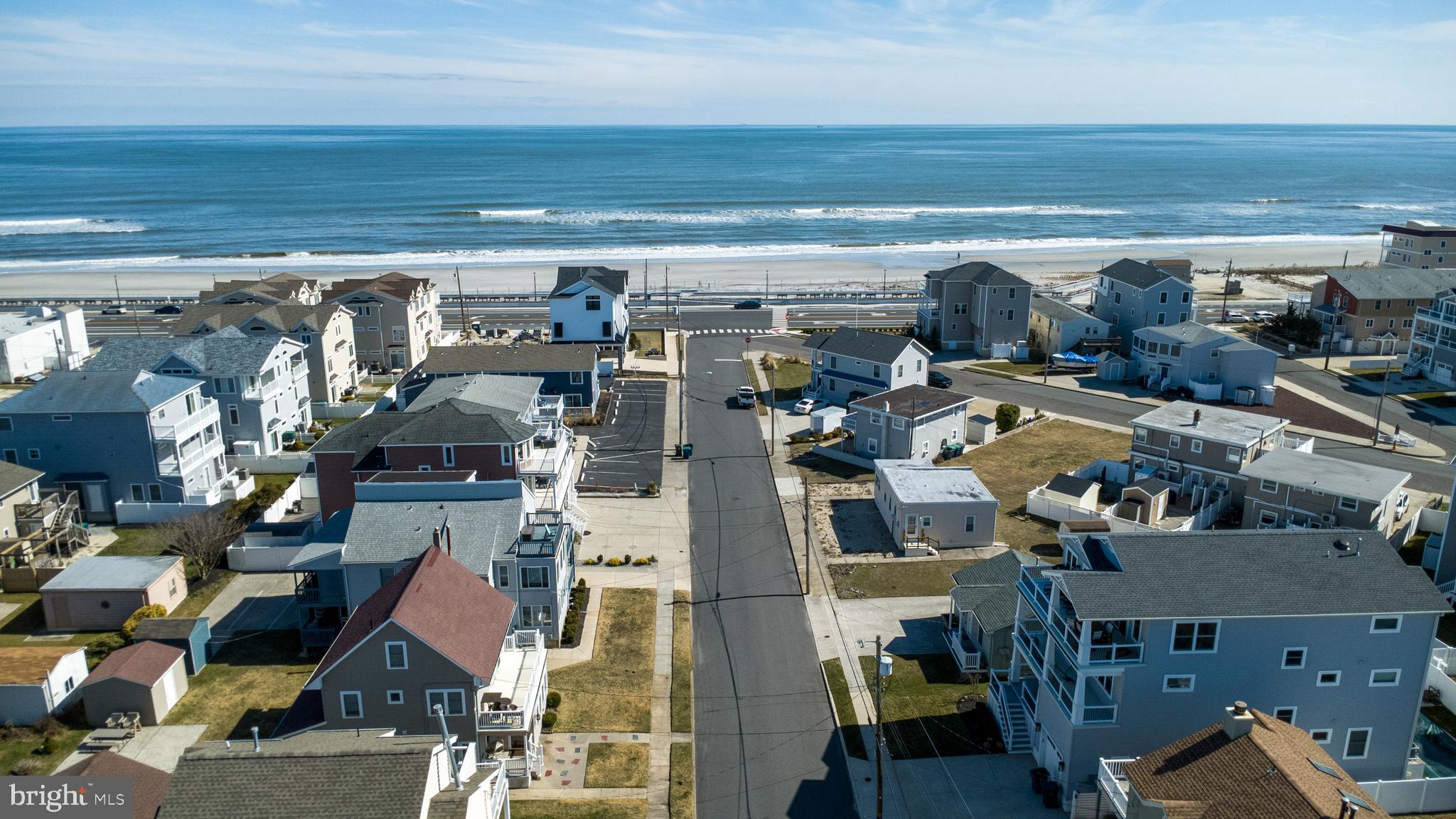 204 10th Street North Brigantine, NJ 08203 - Photo 52 of 88 a view of gym