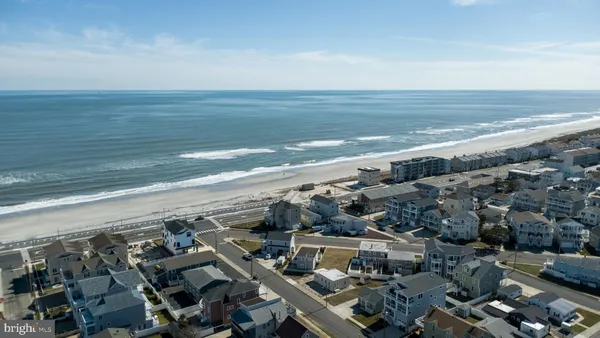 $549,000 | 204 10th Street North, Brigantine, NJ 08203