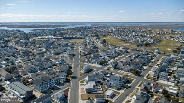$549,000 | 204 10th Street North, Brigantine, NJ 08203