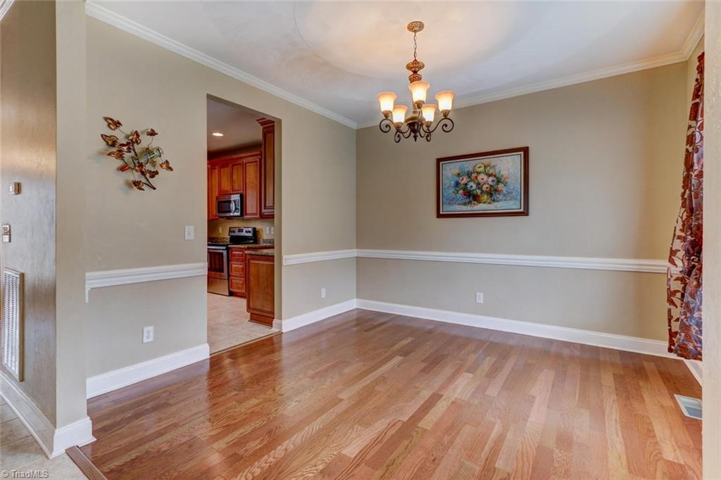 7605 Keating Drive Oak Ridge, NC 27310 - Photo 5 of 30 Gallery Image 5