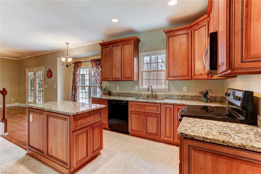 7605 Keating Drive Oak Ridge, NC 27310 - Photo 6 of 30 Gallery Image 6