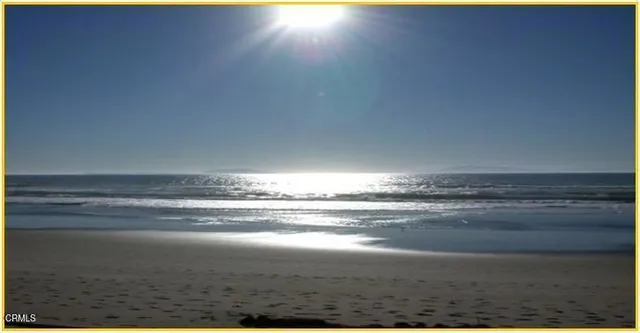 $979,000 | 2525 Roosevelt Boulevard, Oxnard, CA 93035