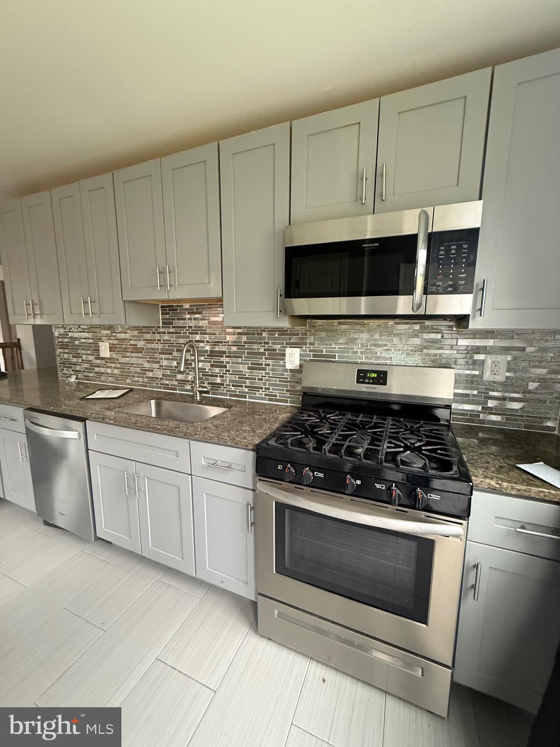 3010 V Place Southeast Washington, DC 20020 - Photo 9 of 43