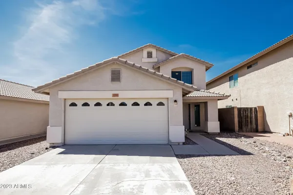 $2,495 | 2255 East Parkside Lane, Phoenix, AZ 85024