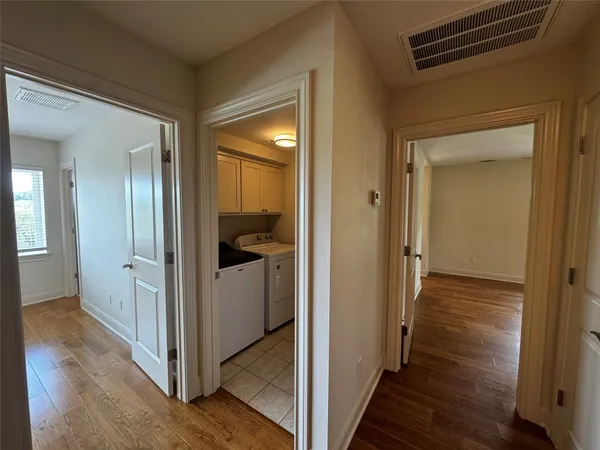 $3,250 | 1216 West 22nd Street, Unit B, Austin, TX 78705