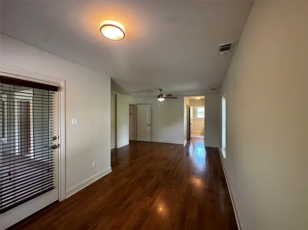 $3,250 | 1216 West 22nd Street, Unit B, Austin, TX 78705