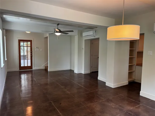 $3,250 | 1216 West 22nd Street, Unit B, Austin, TX 78705