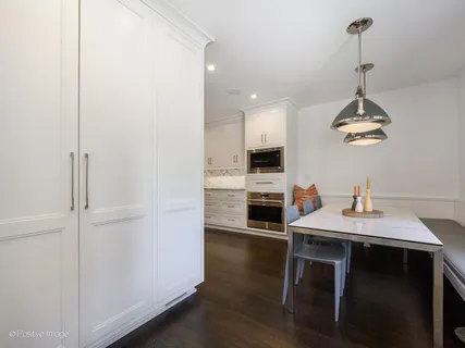 $1,599,000 | 1000 North State Street, Unit 4, Chicago, IL 60610