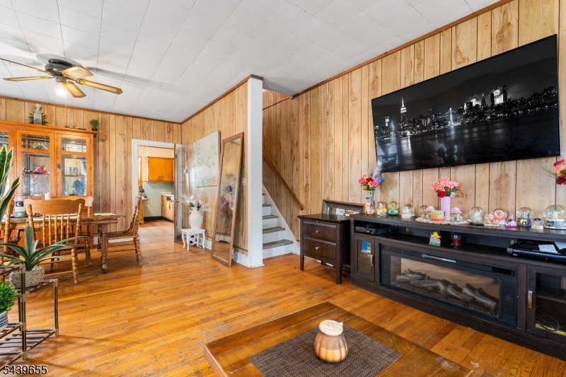 110 Berry Street Dover, NJ 07801 - Photo 29 of 44