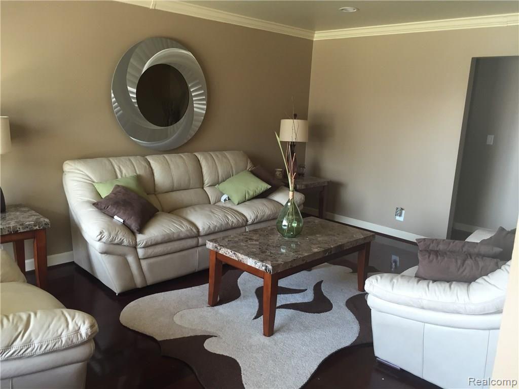 25014 Rubin Road Warren, MI 48089 - Photo 6 of 19