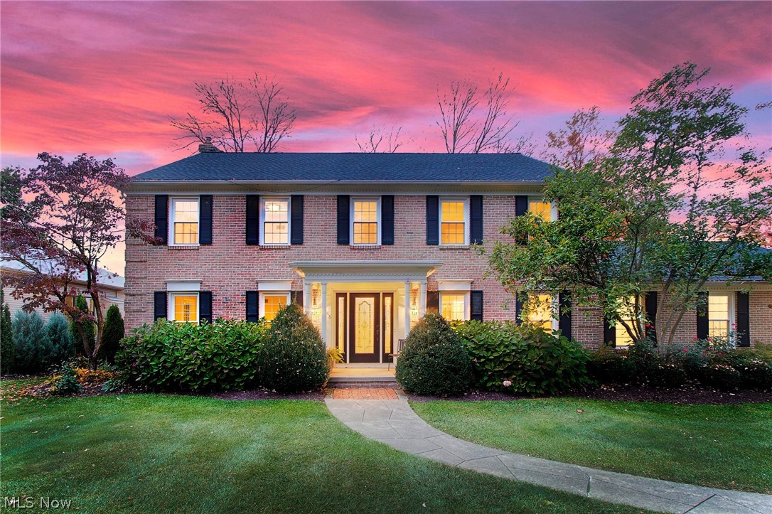 3488 Bancroft Road Akron, OH 44333 - Photo 4 of 35 Come in...make yourself at home