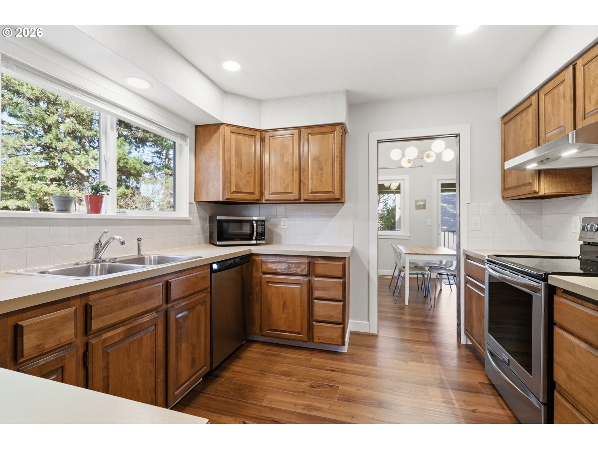 7175 Ridgegate Drive Gladstone, OR 97027 - Photo 16 of 48 Gallery Image 16