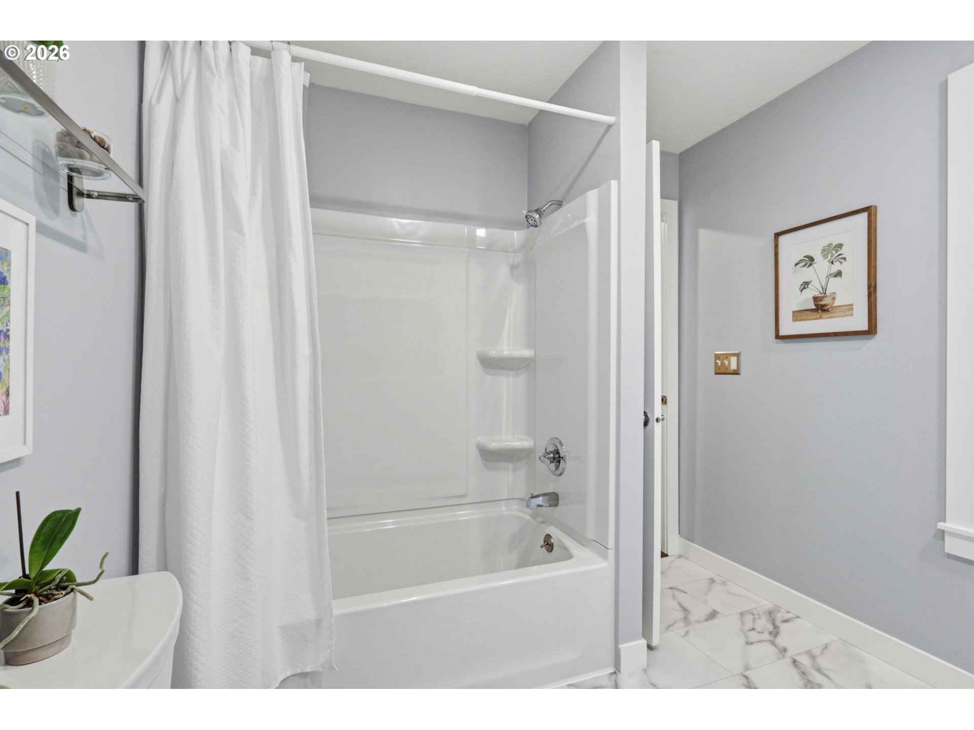 7175 Ridgegate Drive Gladstone, OR 97027 - Photo 22 of 48 Bathroom, Attached
