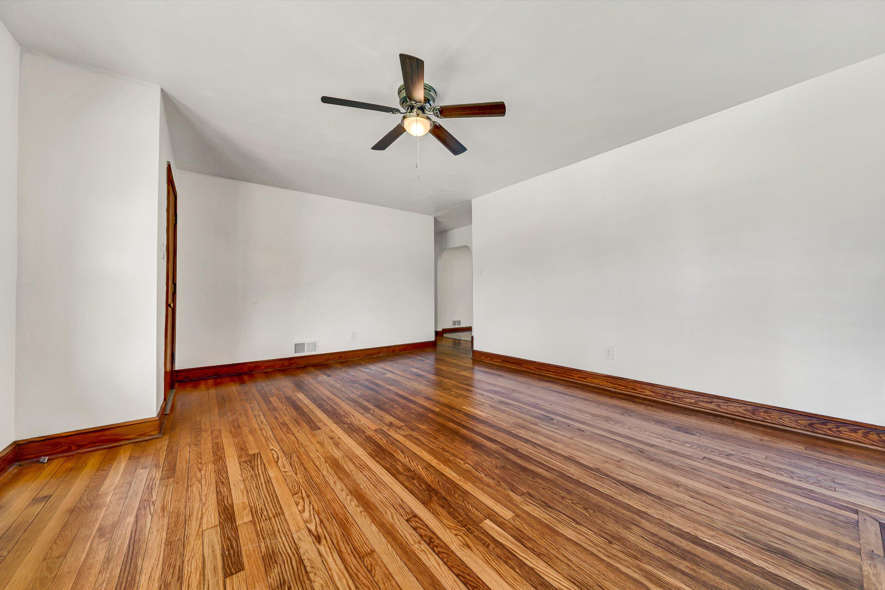 2527 Northminster Road Northwest Roanoke, VA 24012 - Photo 5 of 24 05-SGM-03351