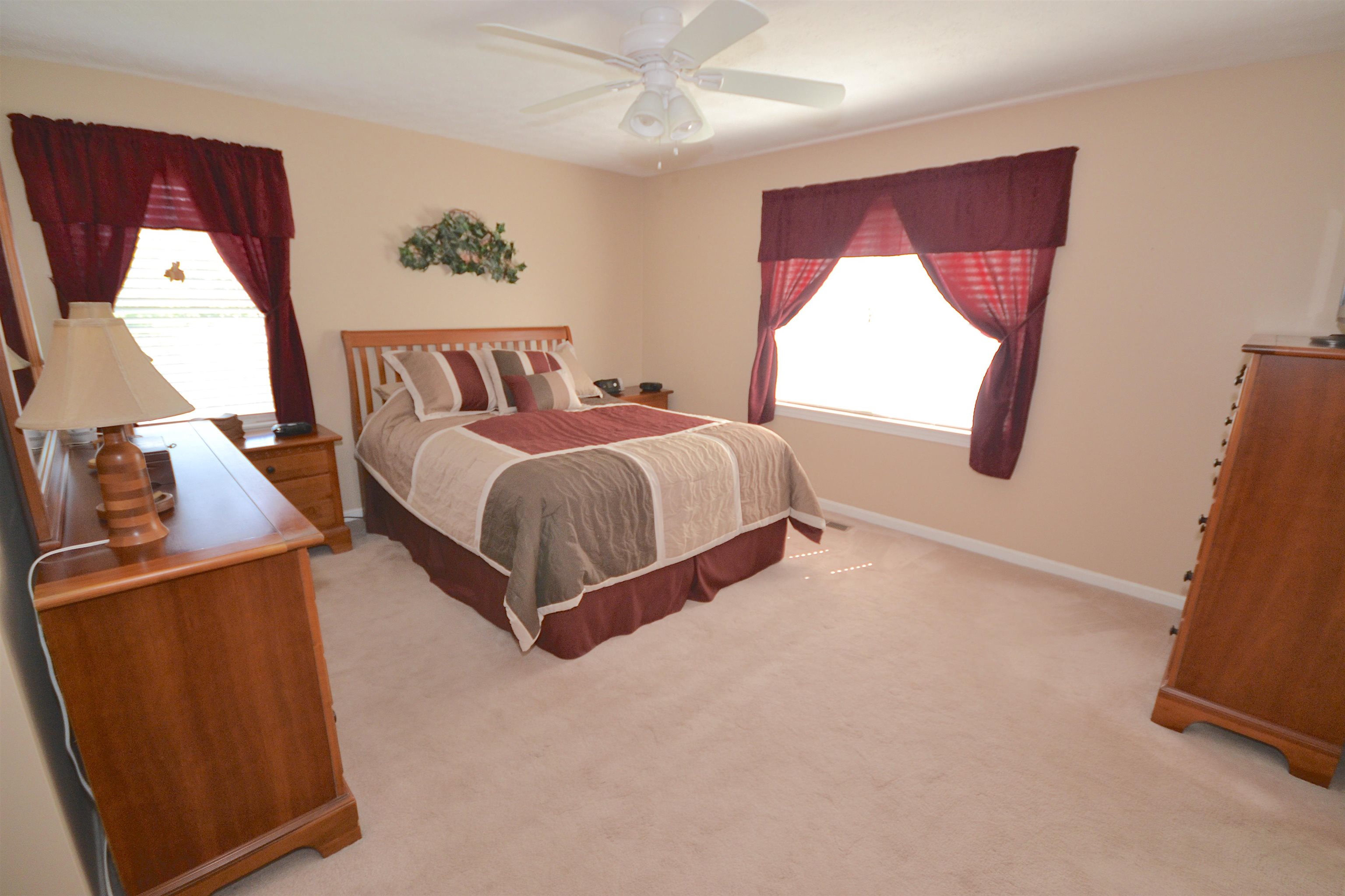 211 Aladdin Street Manchester, NH 03104 - Photo 15 of 40
