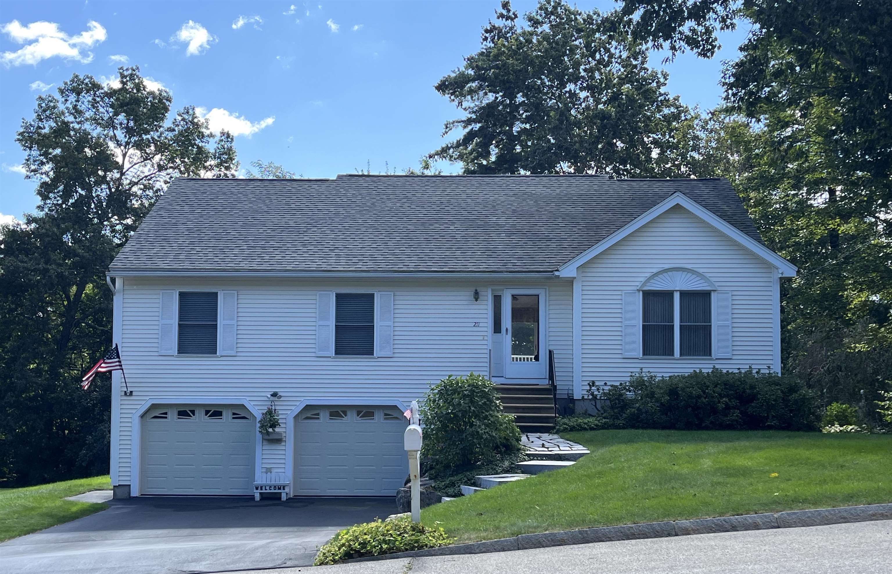211 Aladdin Street Manchester, NH 03104 - Photo 32 of 40