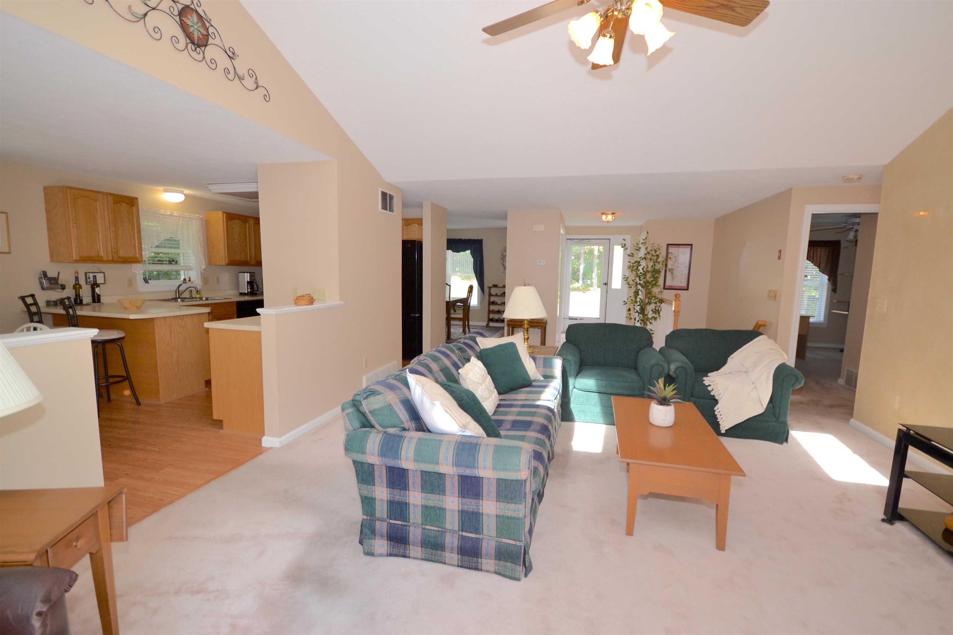 211 Aladdin Street Manchester, NH 03104 - Photo 39 of 40