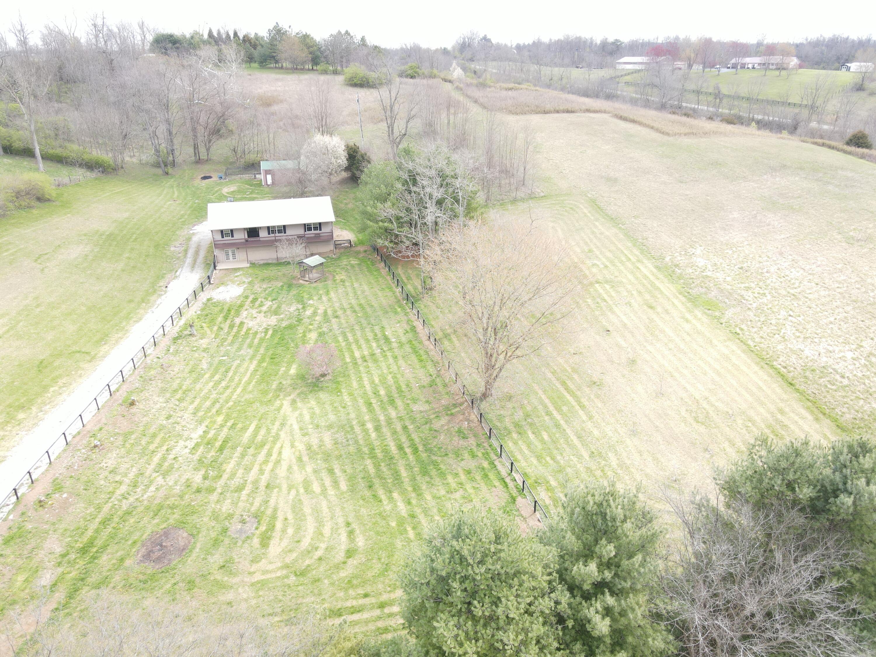 3070 Goshen Road Winchester, KY 40391 - Photo 2 of 38 DJI_0923