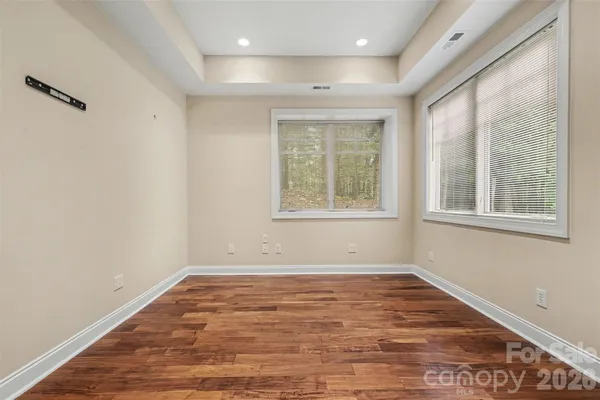 $900,000 | 621 Crystal Bay Drive, Denton, NC 27239