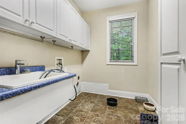 $900,000 | 621 Crystal Bay Drive, Denton, NC 27239
