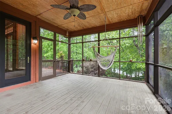 $900,000 | 621 Crystal Bay Drive, Denton, NC 27239