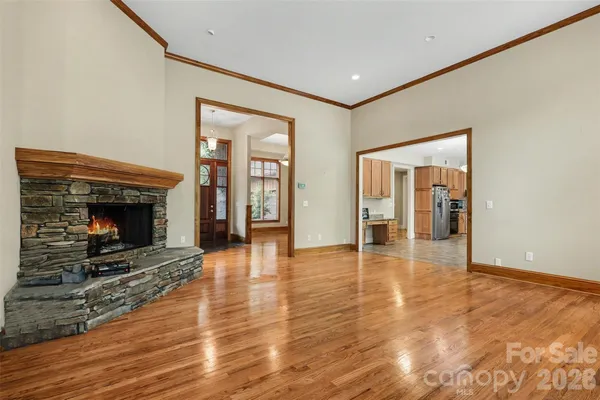 $900,000 | 621 Crystal Bay Drive, Denton, NC 27239