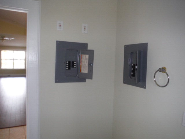 13103 5th Street Lillian, AL 36549 - Photo 20 of 37 Utility room