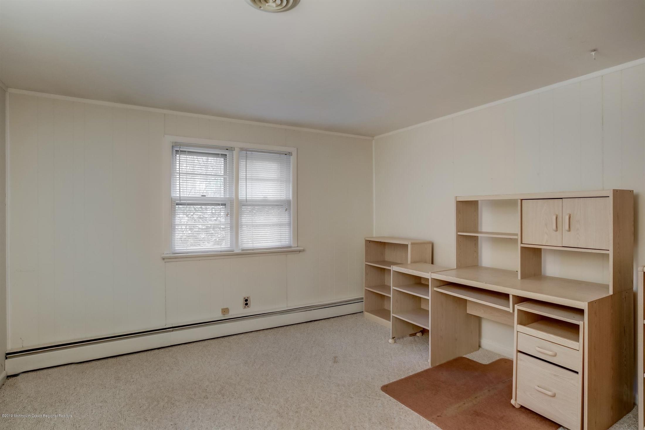 6 Squan Road Millstone Township, NJ 08510 - Photo 18 of 27 Bedroom