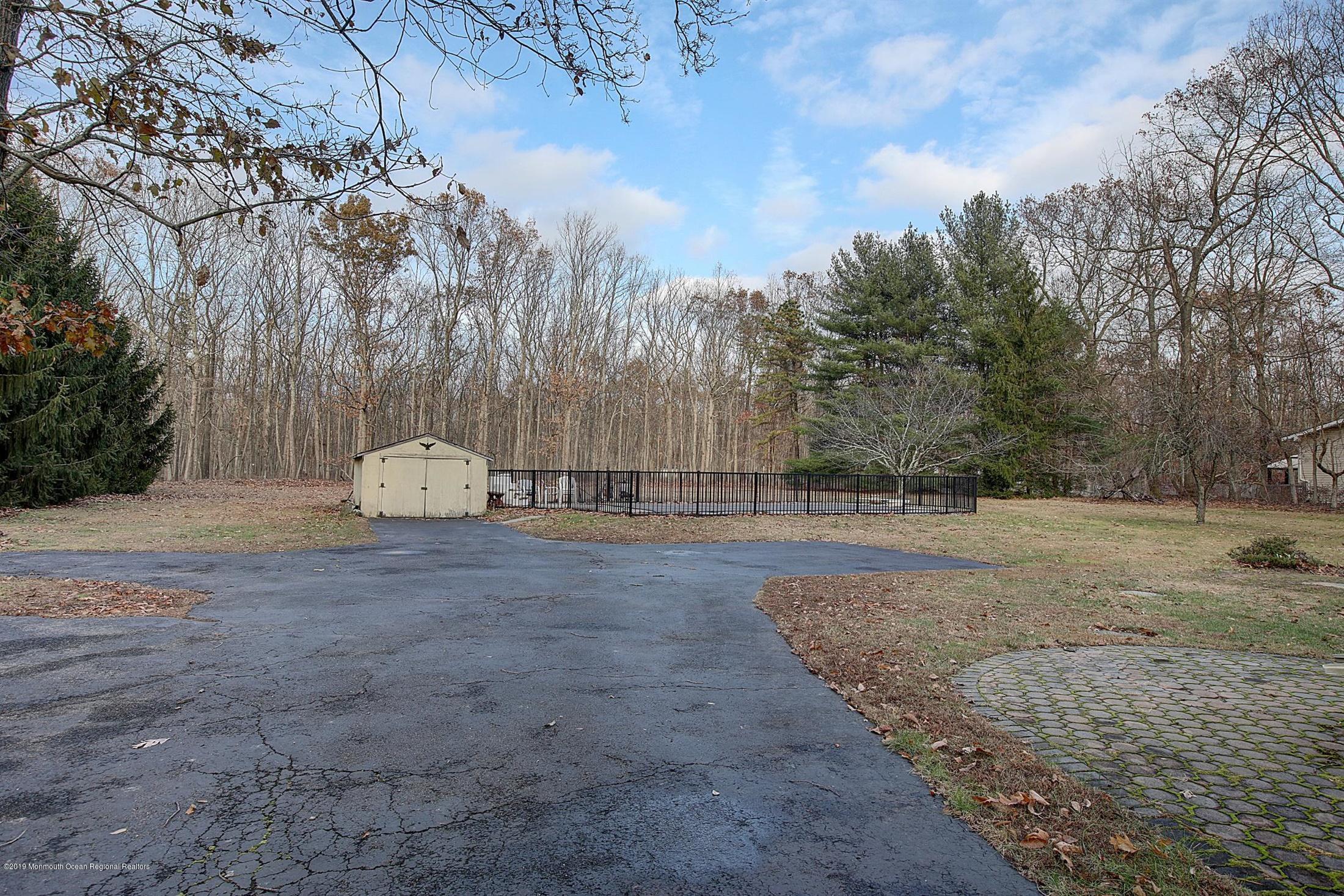6 Squan Road Millstone Township, NJ 08510 - Photo 25 of 27 Backyard