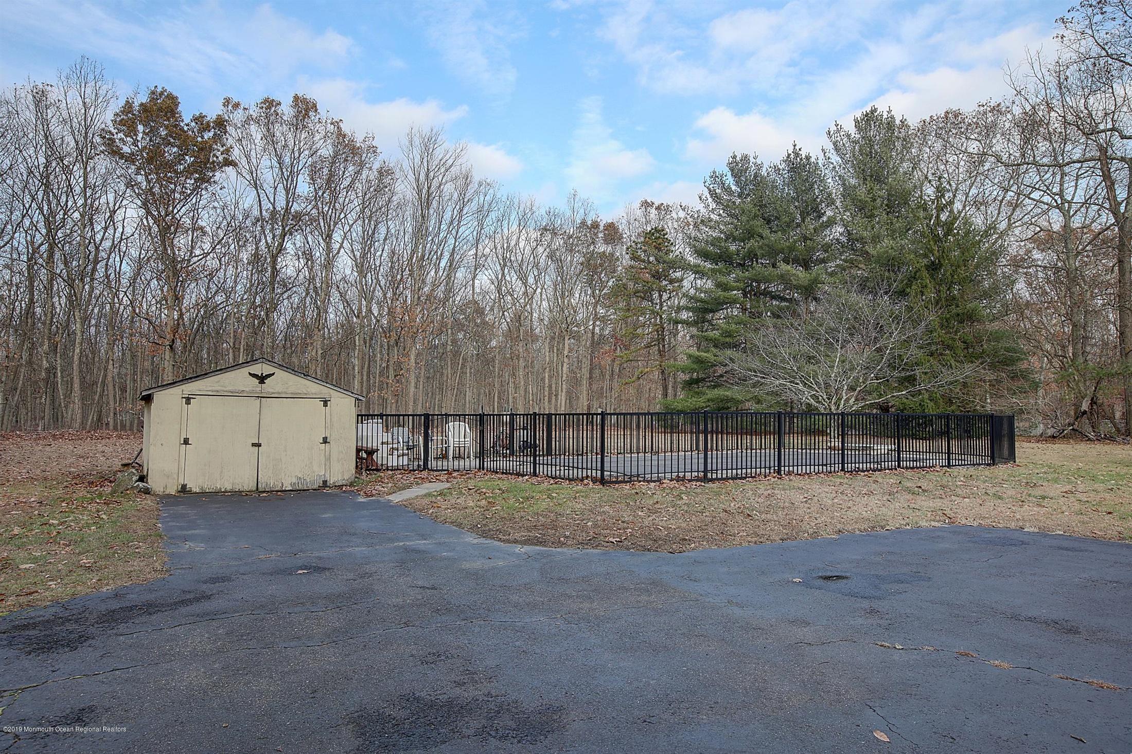 6 Squan Road Millstone Township, NJ 08510 - Photo 27 of 27 Backyard
