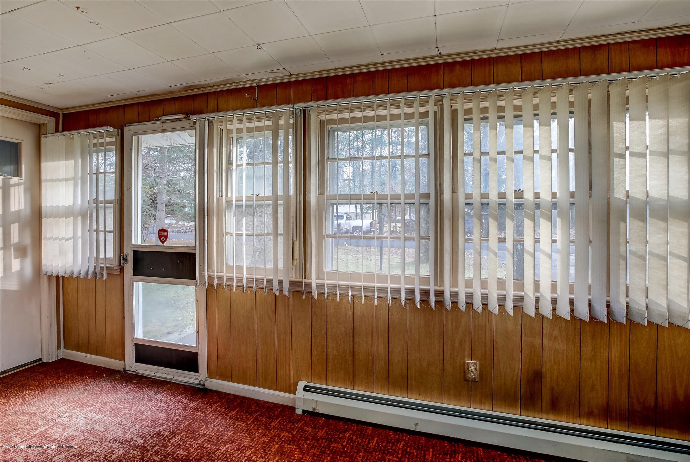6 Squan Road Millstone Township, NJ 08510 - Photo 7 of 27 Front Porch