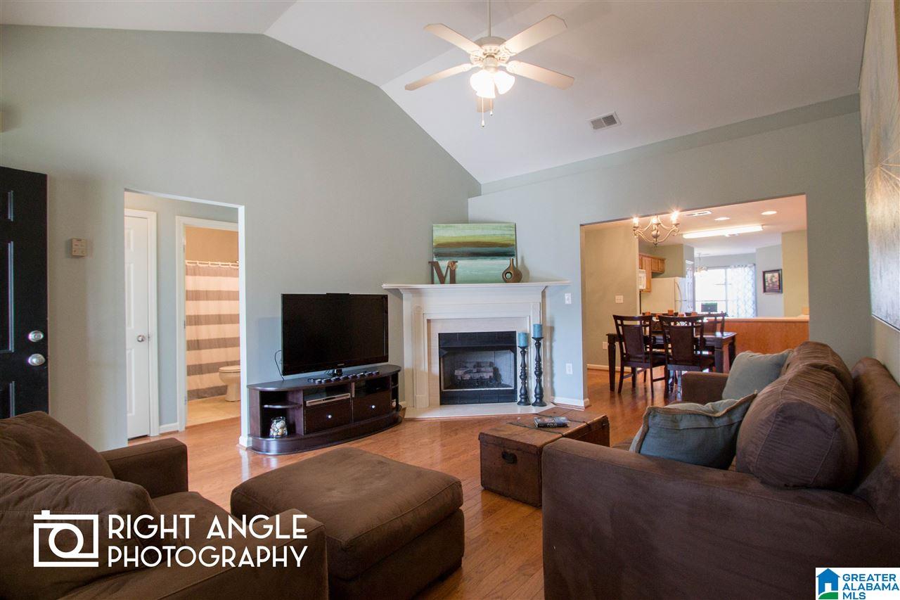 3092 Summit Lane Fultondale, AL 35068 - Photo 3 of 34