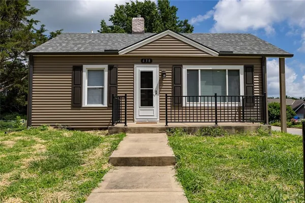 $275,000 | 638 East Mill Street, Liberty, MO 64068