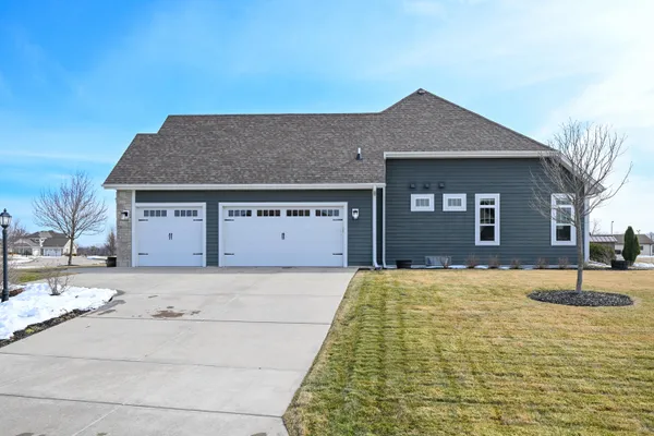 $849,000 | N65W15789 Fox Meadow Drive, Menomonee Falls, WI 53051