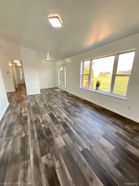 8228 Calkins Road Flint, MI 48532 - Photo 7 of 49